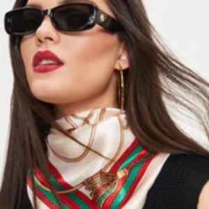 VICI Emiliana Satin Printed scarf - Ivory